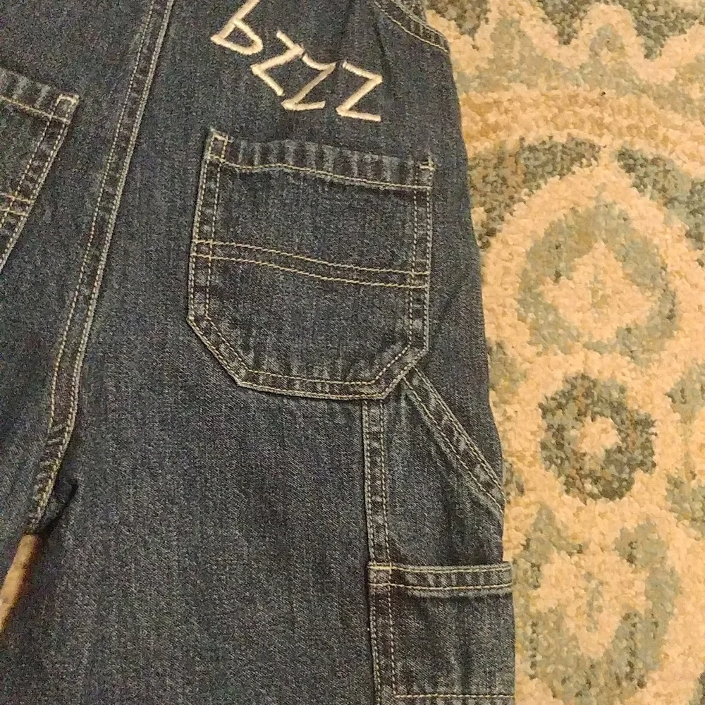 Rare Vintage Oshkosh Bgosh Vestbak With Bees Ruffles On Hem Of Overalls